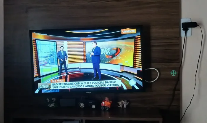 TV 32 POLEGADAS SANSUNG EM ÓTIMO ESTADO