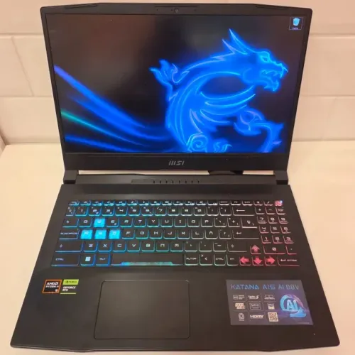 Notebook MSI Katana Ryzen 9 8945HS - 16Gb Ram - RTX 4070 (8Gb) - 1Tb SSD