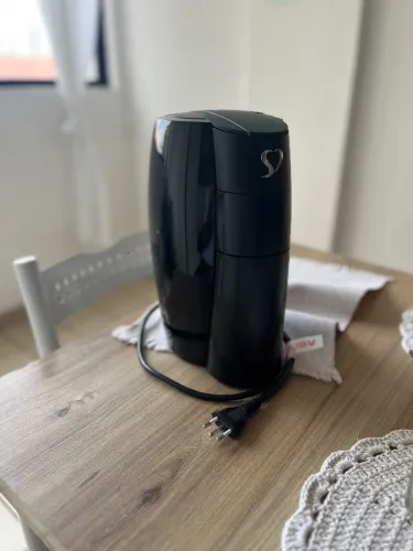 Cafeteira Expresso Três Corações 