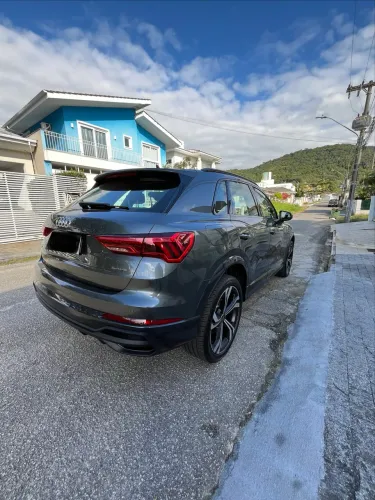 Audi Q3 Perf. Black 2.0 TFSI Tiptr. Quattro 2024