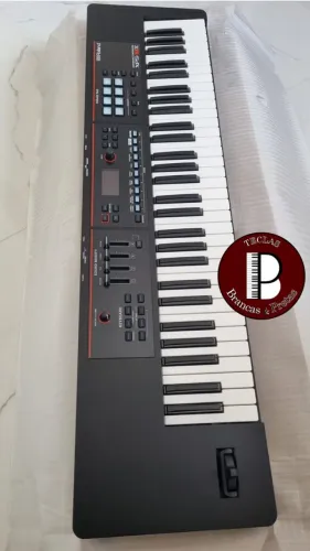 Teclado Roland XPS-10X - NOVO - Aceitamos Trocas - Dividimos em 12x