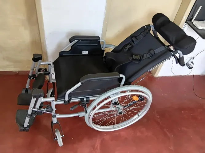 Cadeira de rodas reclinávei alumínio