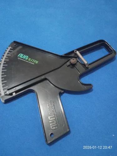 Plicometro Clinico Preto Avanutri