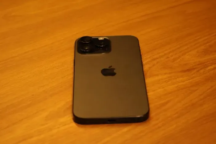 iPhone 16 Pro Max 256GB Preto Titanium - Impecável