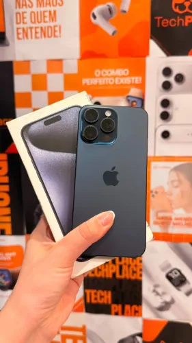 iPhone 15 Pro Max 256gb Seminovo Azul 86% Esim - Retire em loja física na Savassi