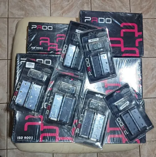 6 fechaduras e 6 dobradiças PADO, na caixa, compradas na Leroy. Motivo: Divisão de bens.