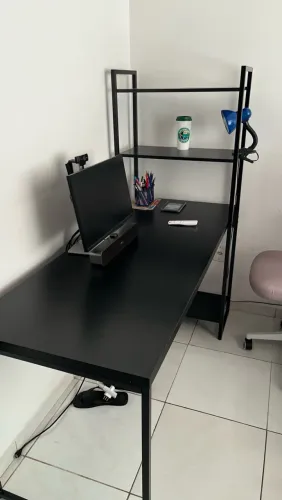 Mesa/Escrivaninha Industrial Com Prateleiras (Setup)