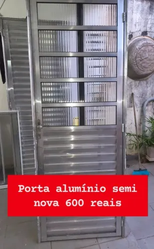 Porta alumínio