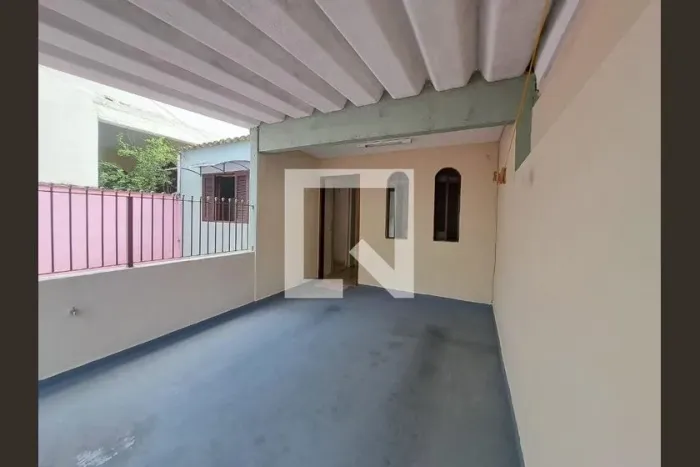 Casa à Venda - Vila Yara, 4 Quartos, 110 m2
