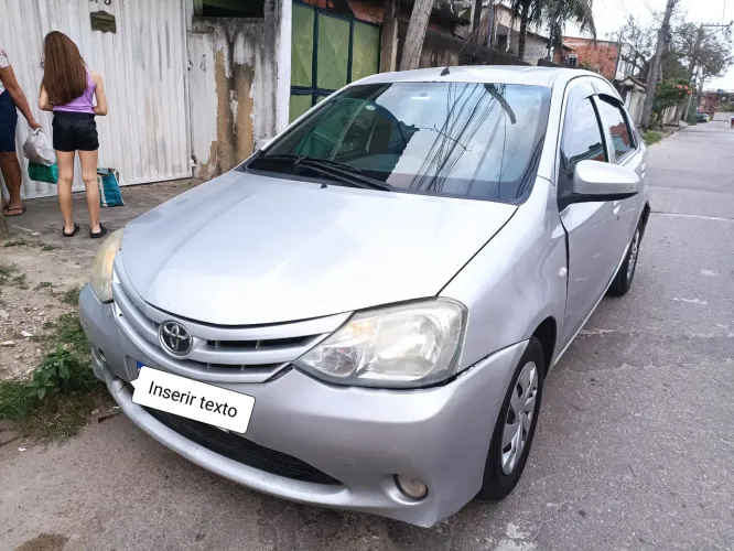 Toyota Etios XS Sedan 1.5 Flex 16V 4P Mec. 2014