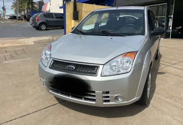 Imagem de Ford Fiesta Sedan 1.0 8V Flex 4P 2008