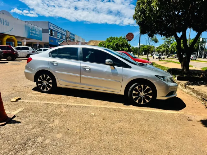 Honda Civic Sedan LXR 2.0 Flexone 16V Aut. 4P 2015