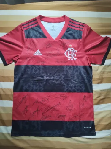 Camisa Não Oficial Flamengo (Tam. M) - Autografada pelo time