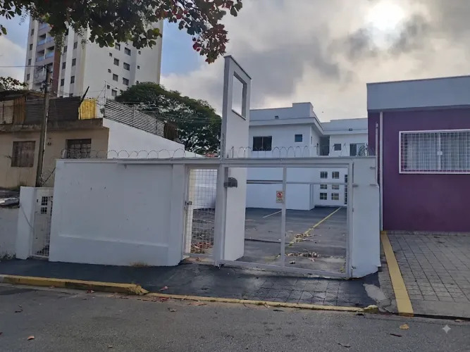 SALA COMERCIAL PARA LOCAÇÃO COM 10m² PARA ESCRITÓRIO OU CONSULTORIO NO VERGUEIRO - SOROCAB