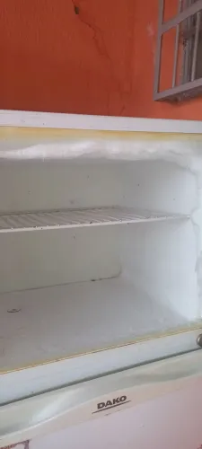 GELADEIRA DAKO