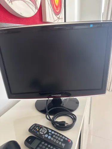 Tv HDMI.   /22 polegadas 
