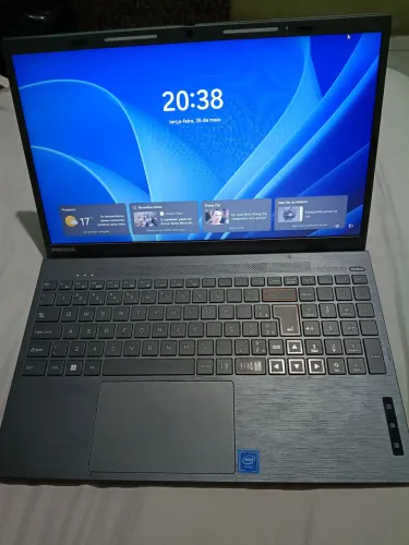 Notebook Positivo em perfeito estado. 