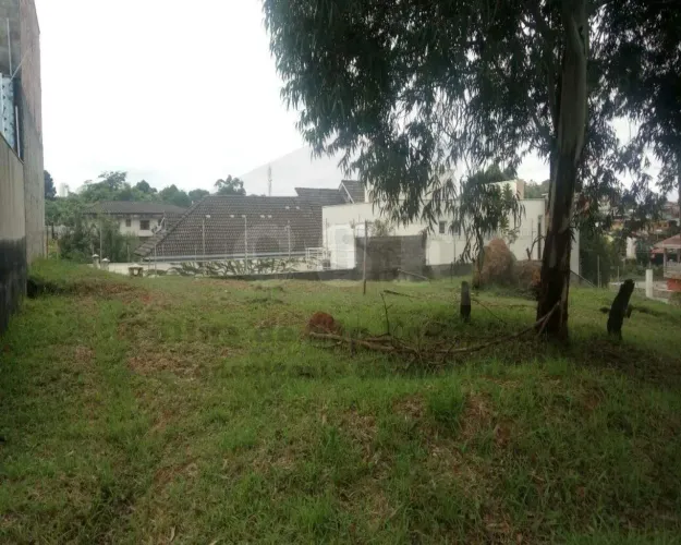 Terreno à venda em São Paulo-SP, bairro Parque dos Príncipes, 494m² de área. Imperdível op