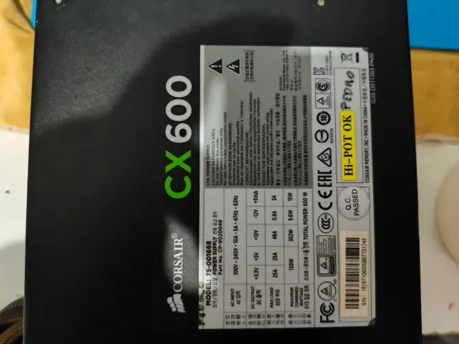 Fonte Corsair CX600