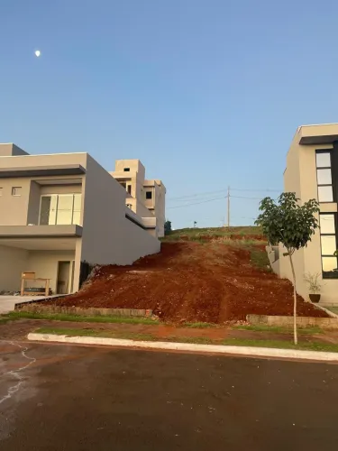 Terreno Tauá 274 mts / vendo parcelado Cond Araguari 