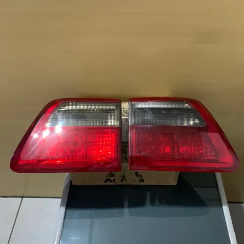 Lanterna Toyota SW4 2009