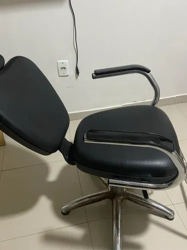 Cadeira hidráulica de barbeiro
