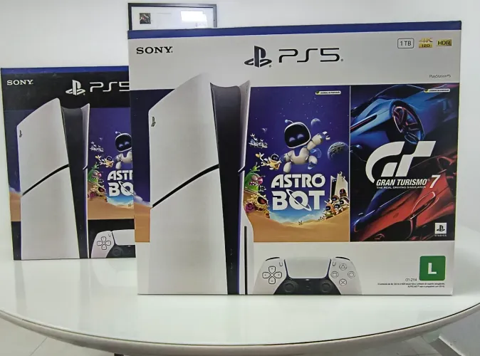 Playstation 5 Slim com drive de disco+ 2 Jogos 1TB Controle NOVO