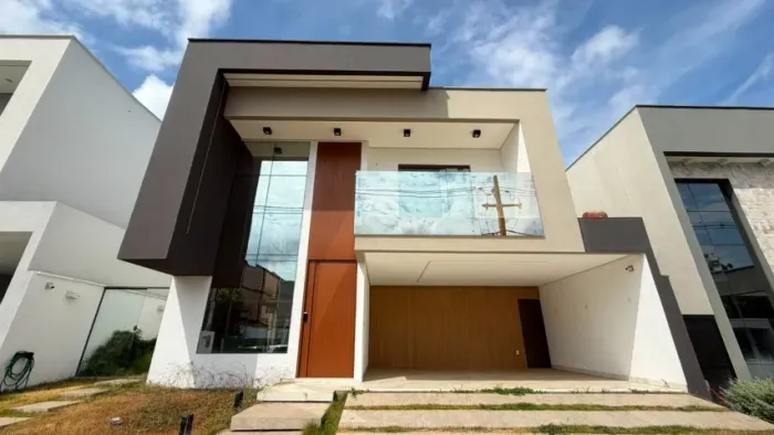 Casa Duplex com 4 quartos e piscina no Terras Alphaville Teresina