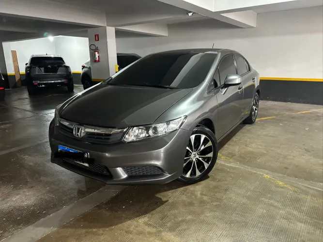 Honda Civic Sedan LXS 1.8/1.8 Flex 16V Aut. 4P 2014