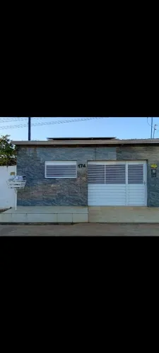 Casa nova com placa solar pra alugar/ localização: Rua Roraima, 174 Coruripe