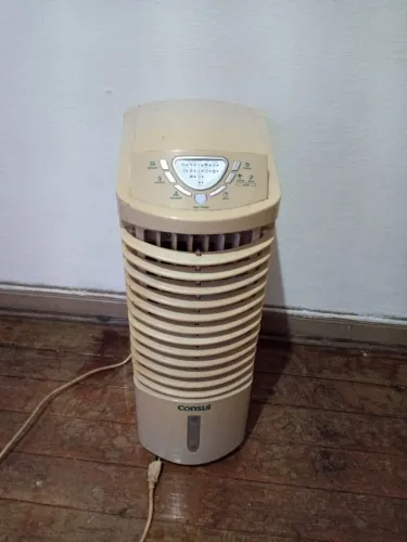 VENTILADOR E UMIDIFICADOR DE AR - APENAS RETIRADA 