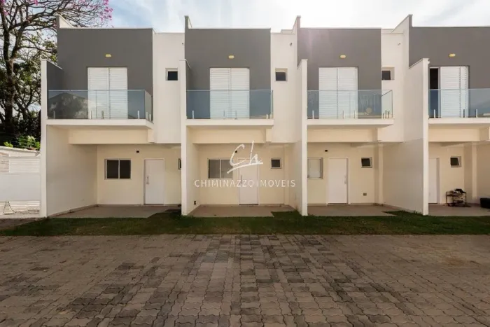 Casa à venda em Campinas, Chácara Primavera, com 2 suítes, com 92.99 m², Villagio das Prim