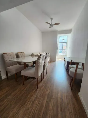 Apartamento à venda de 03 quartos no Humaitá com 90m²