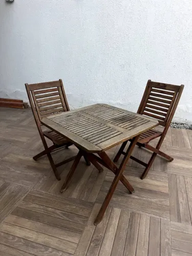 mesa de madeira área externa