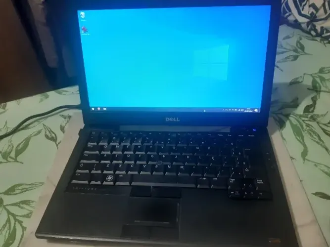 Notebook Dell Latitude E4310 13.3'' i5 2.4Ghz, 4GB DDR3, HD 250GB funcionando tudo *Leia*