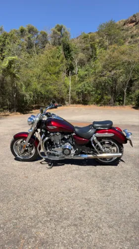 Triumph Thunderbird Commander 1700 - 2014 | 18.000 km | Impecável