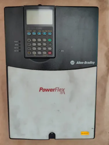 Inversor de frequência 15cv 380V 20.4A allen bradley poweflex70