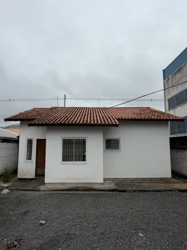 Casa com Loja Comercial à Venda - Jardim Eldorado - Palhoça/SC