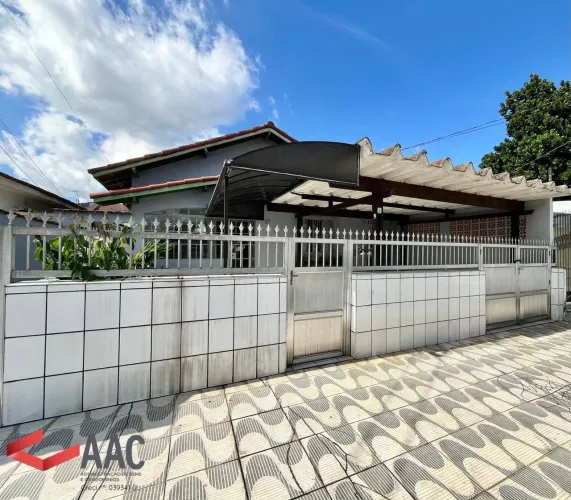 Casa Térrea para Locação - São Vicente - Vila são Jorge