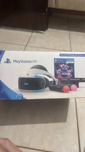 VR HEADSET PLAYSTATION 4