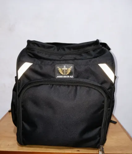 2 Bags/Mochilas Térmicas para Delivery (Preta e Amarela 99Food) - Bom Estado!