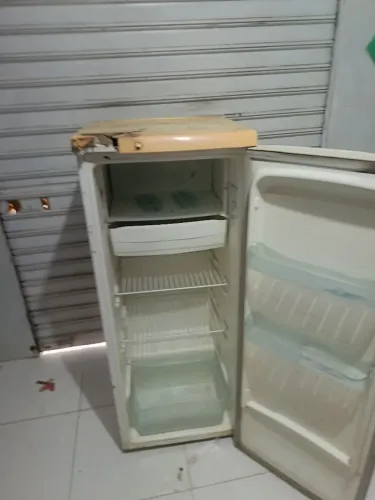 Geladeira uma porta só teve um dono