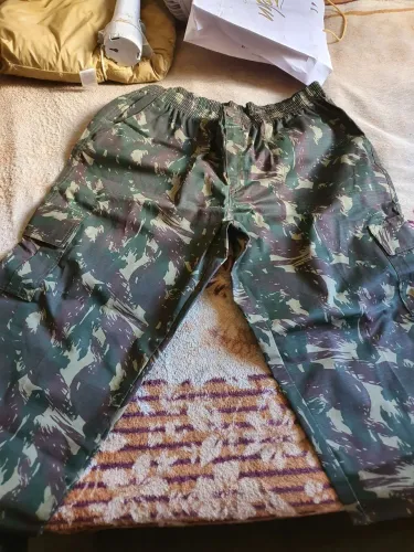 Calca camuflada xg