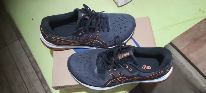 Tenis asics original seminovo 43