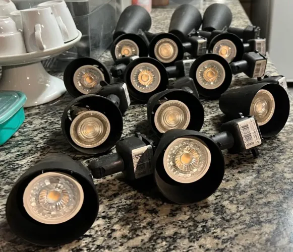 Spot De Trilho Altena Cone Preto LSA10090 Com Lâmpada LED