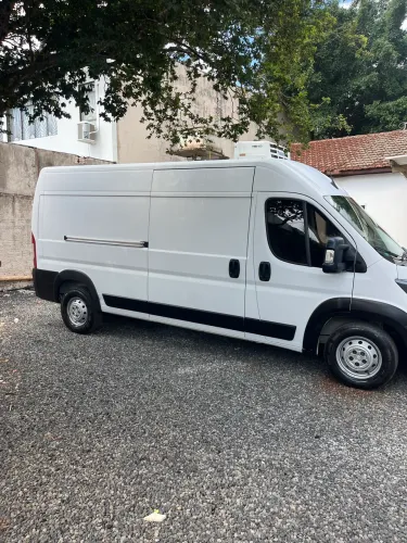Peugeot Boxer Furgão 2.2 Turbo Diesel 2023