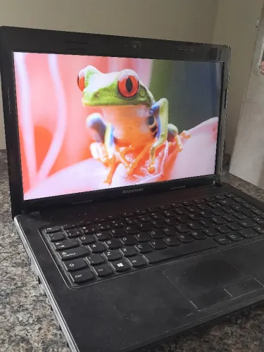 Noteook Lenovo I3 e 6 GB de RAM