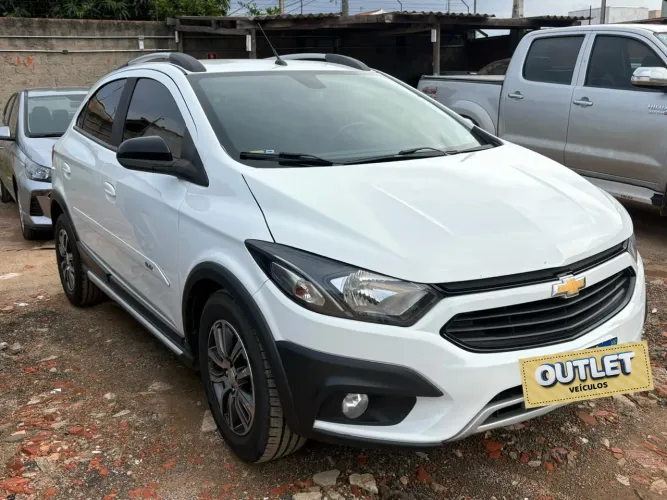 Chevrolet Onix Activ 1.4 8V Flex Aut. 4P 2018