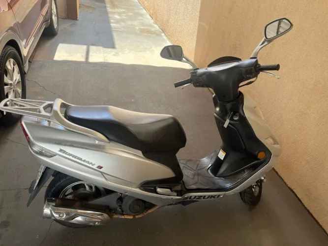 VENDO BURGMAN 125cc 2011