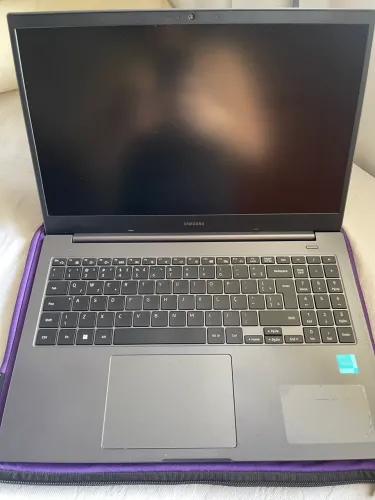 Notebook Samsung SSD NVMe 256GB 4GB RAM Tela 15,6? + Case